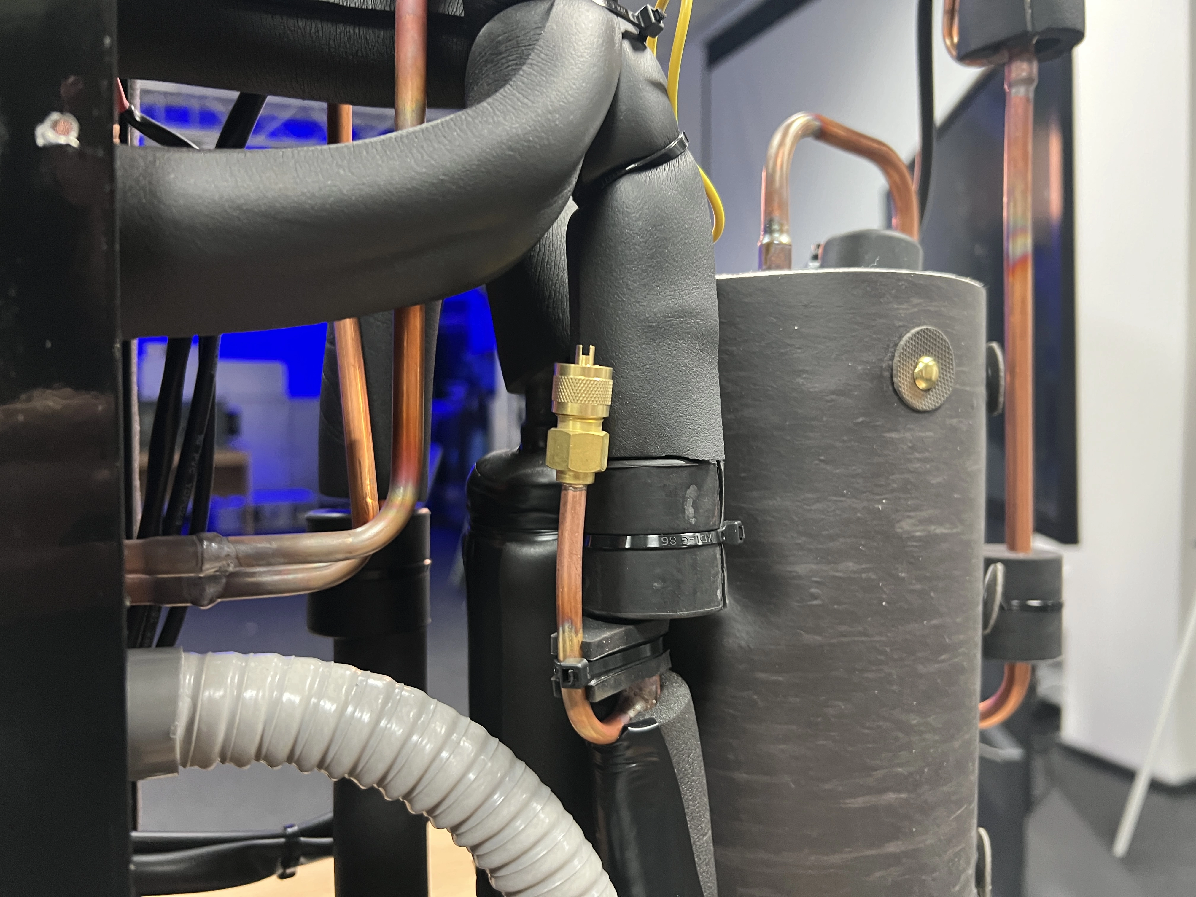 Kanāla sausinātājs baseiniem ar vienmērīgu vadību Mycond MSHAC