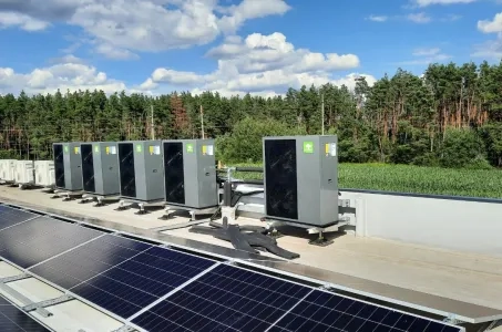 Rūpnieciskā iekārta ar Mycond siltumsūkni BeeEco sērijā