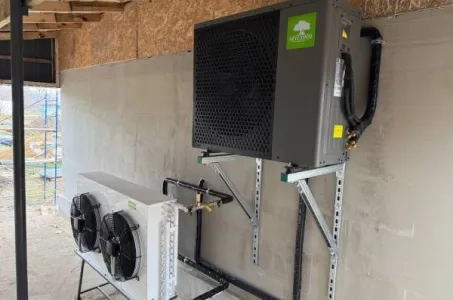 Piepilsētas mājoklis ar Mycond Split siltumsūkņiem BeeHeat sērijā